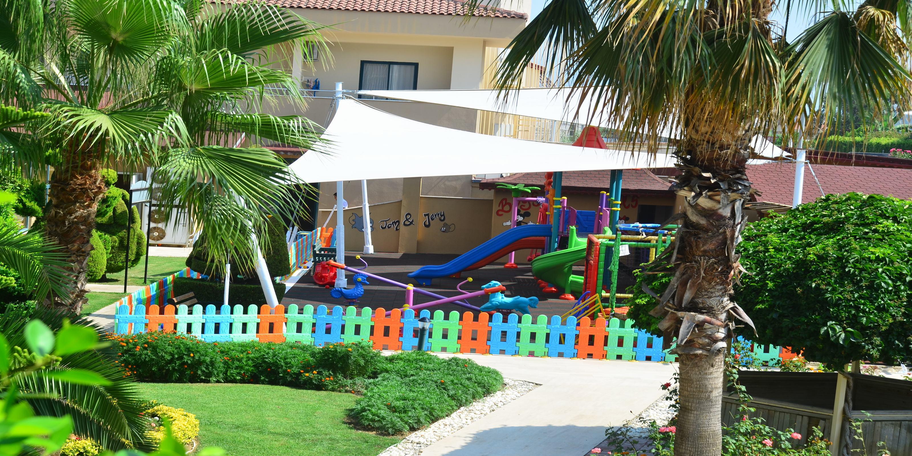 Grand Seker Hotel Side Exterior photo